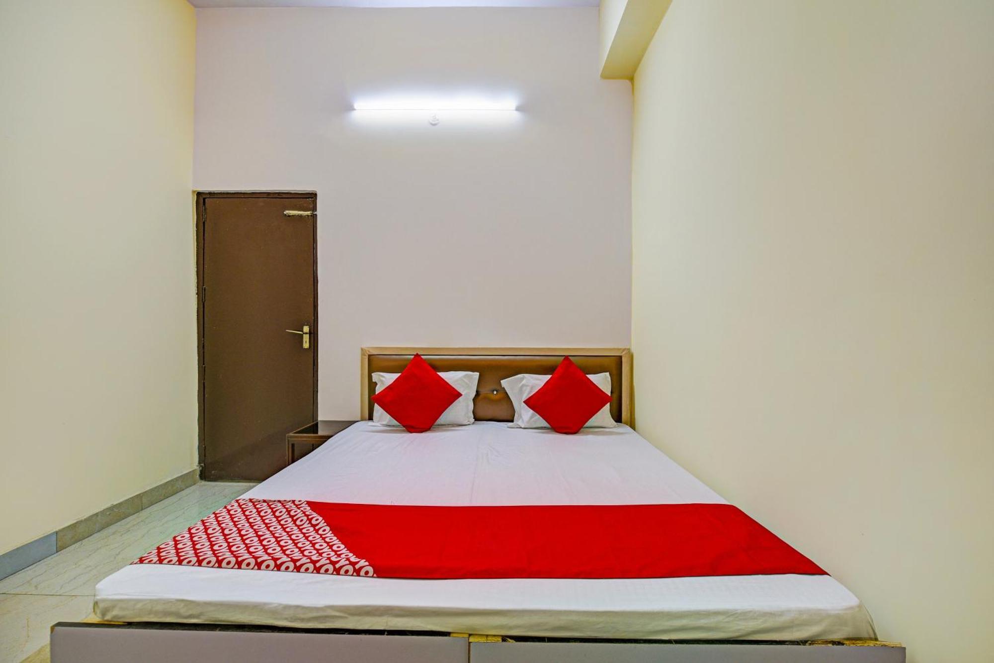 Hotel O Aj Star Hotel Faridabad Exterior foto