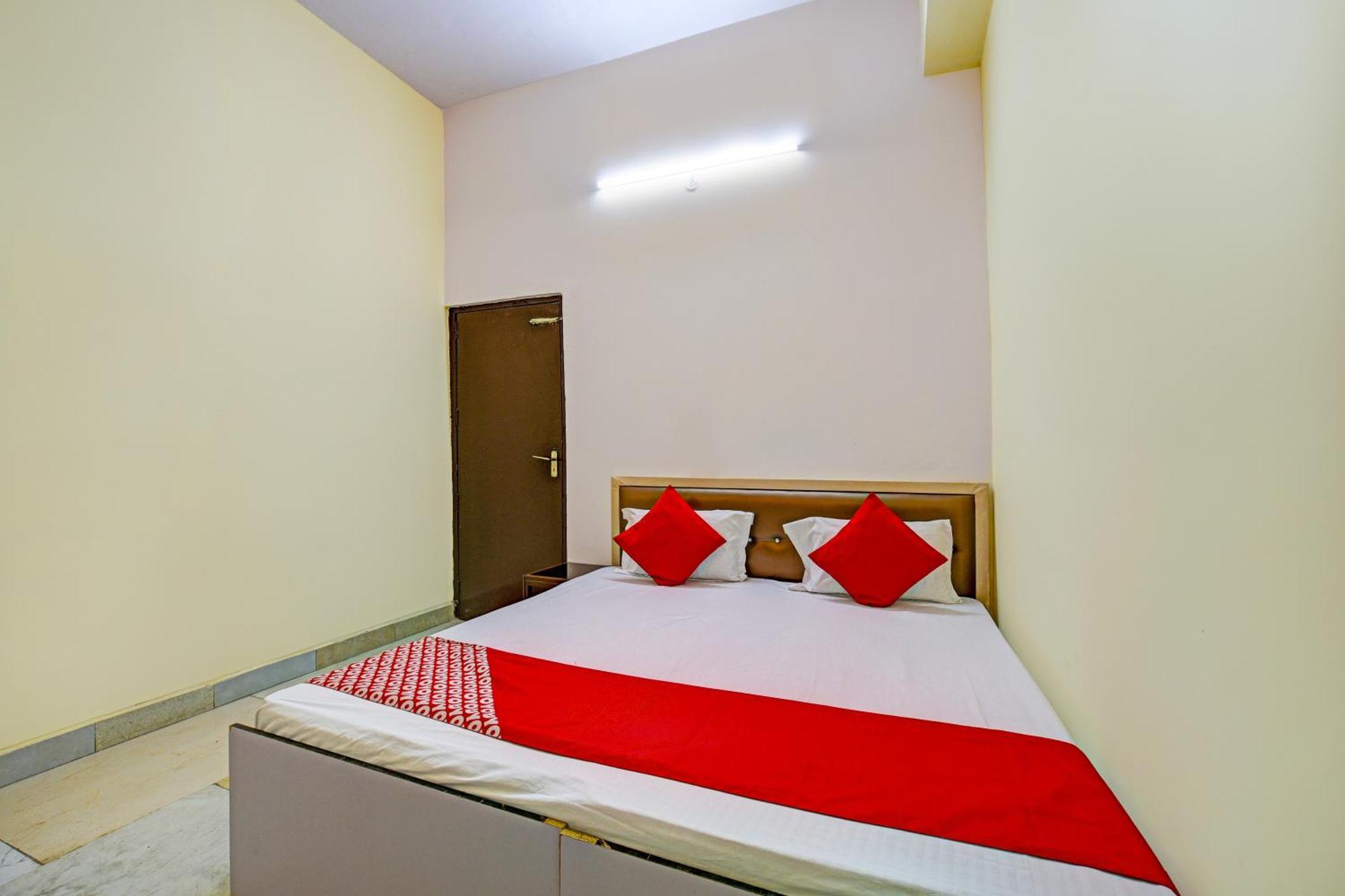 Hotel O Aj Star Hotel Faridabad Exterior foto